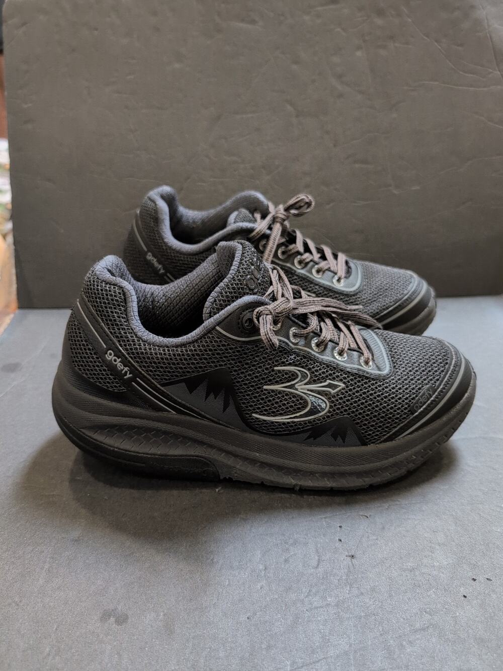 Gdefy Gravity Defyer Mighty Walk Mens 8.5 Black Comfort Pain‎ Relief